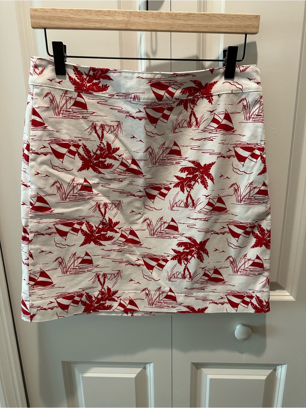 Talbots Women’s White Mini Skirt with Red Nautical & Palm Print